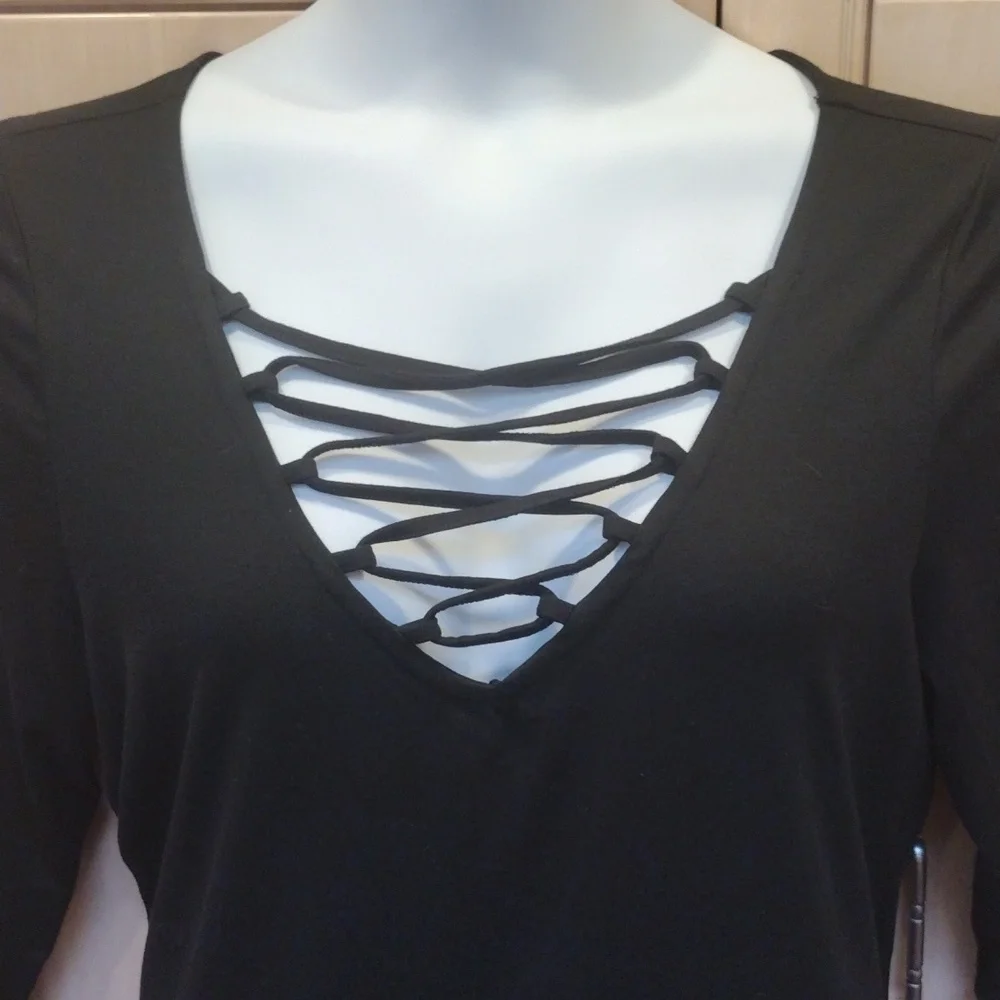 🖤Torrid Black Lace Up Top - Picture 2 of 6